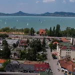 Fonyodi Centrum Apartment *